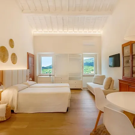 Charming Arcipelago
